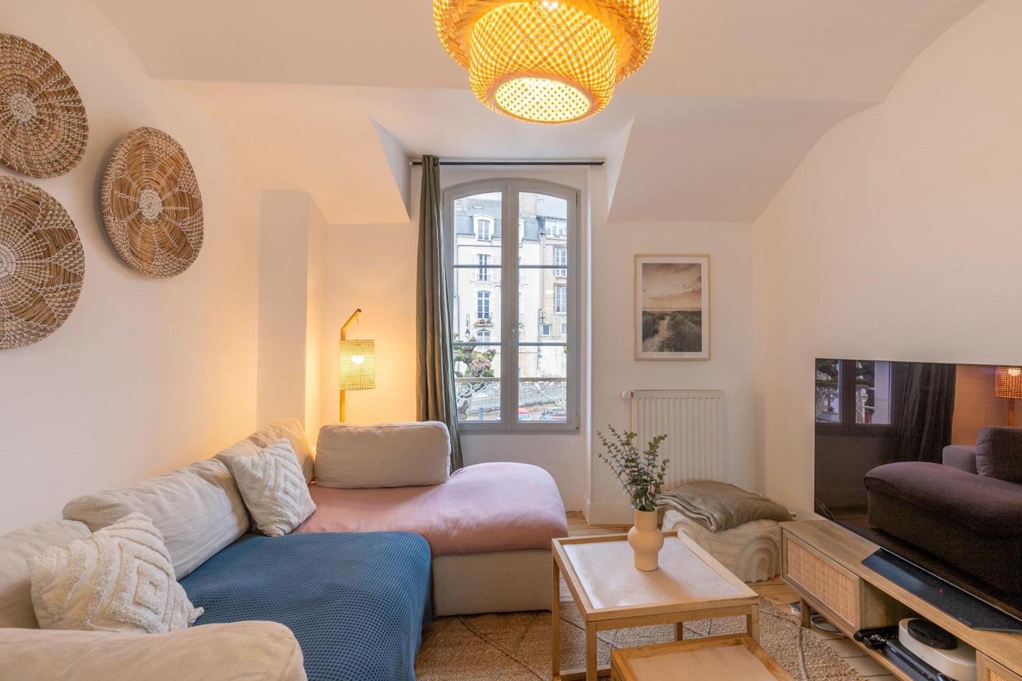 Le Nid De Saint Honore - Sur Les Toits De Blois Kültér fotó
